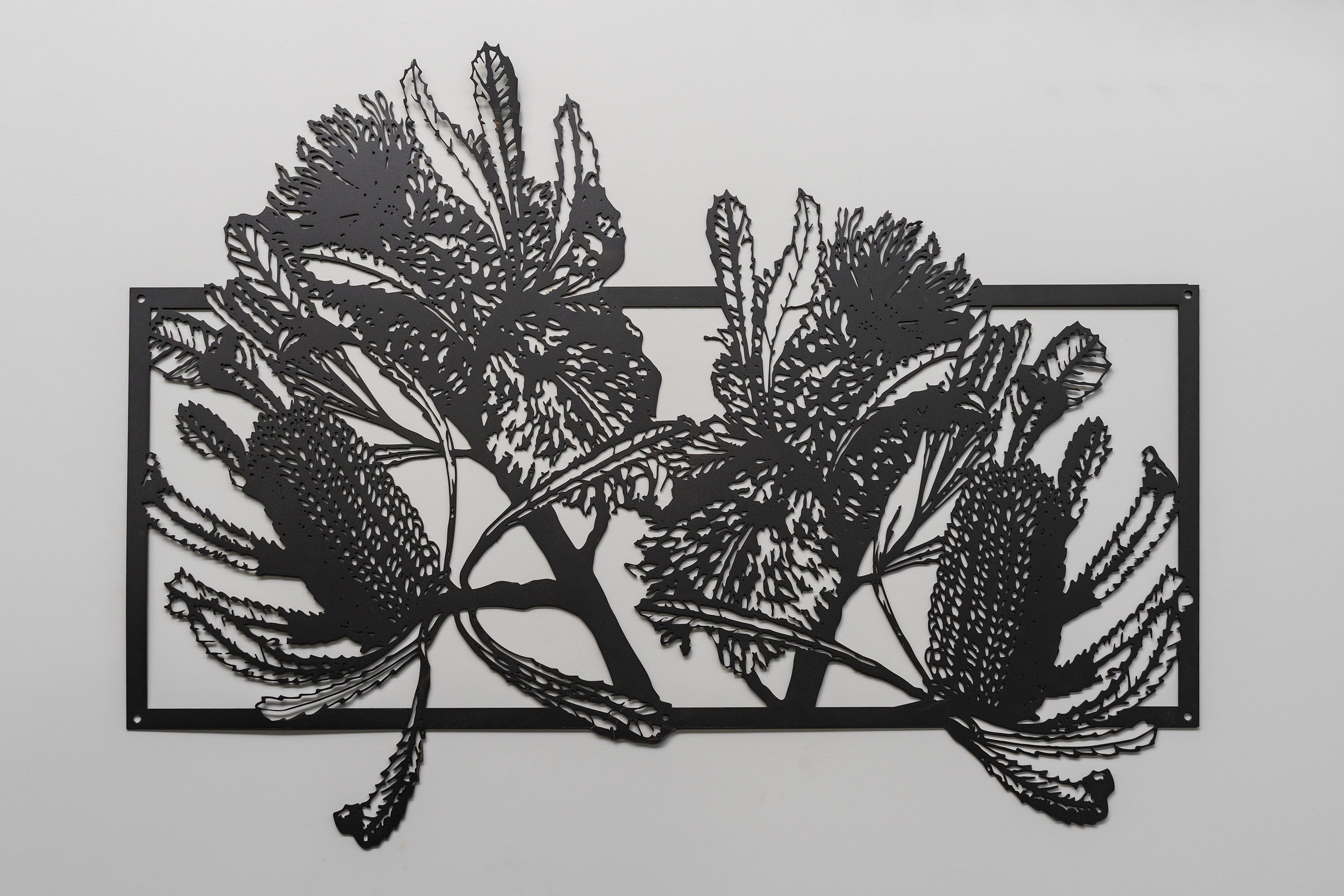 銀細工　silver925 細密画 木製フレーム　バリ　Bali ワヤンクリ Banksia Metal Wall Art | Entanglements