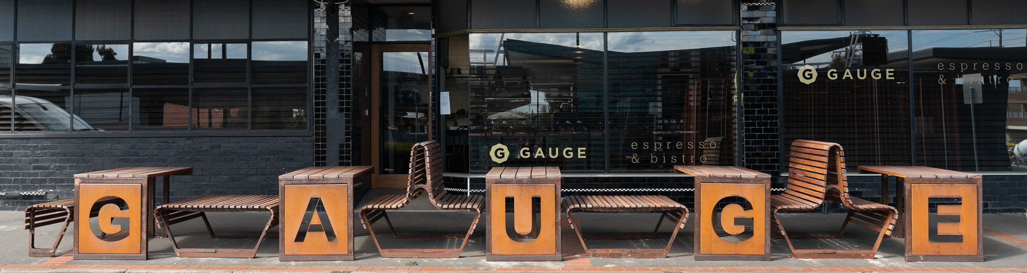 Guage Cafe
