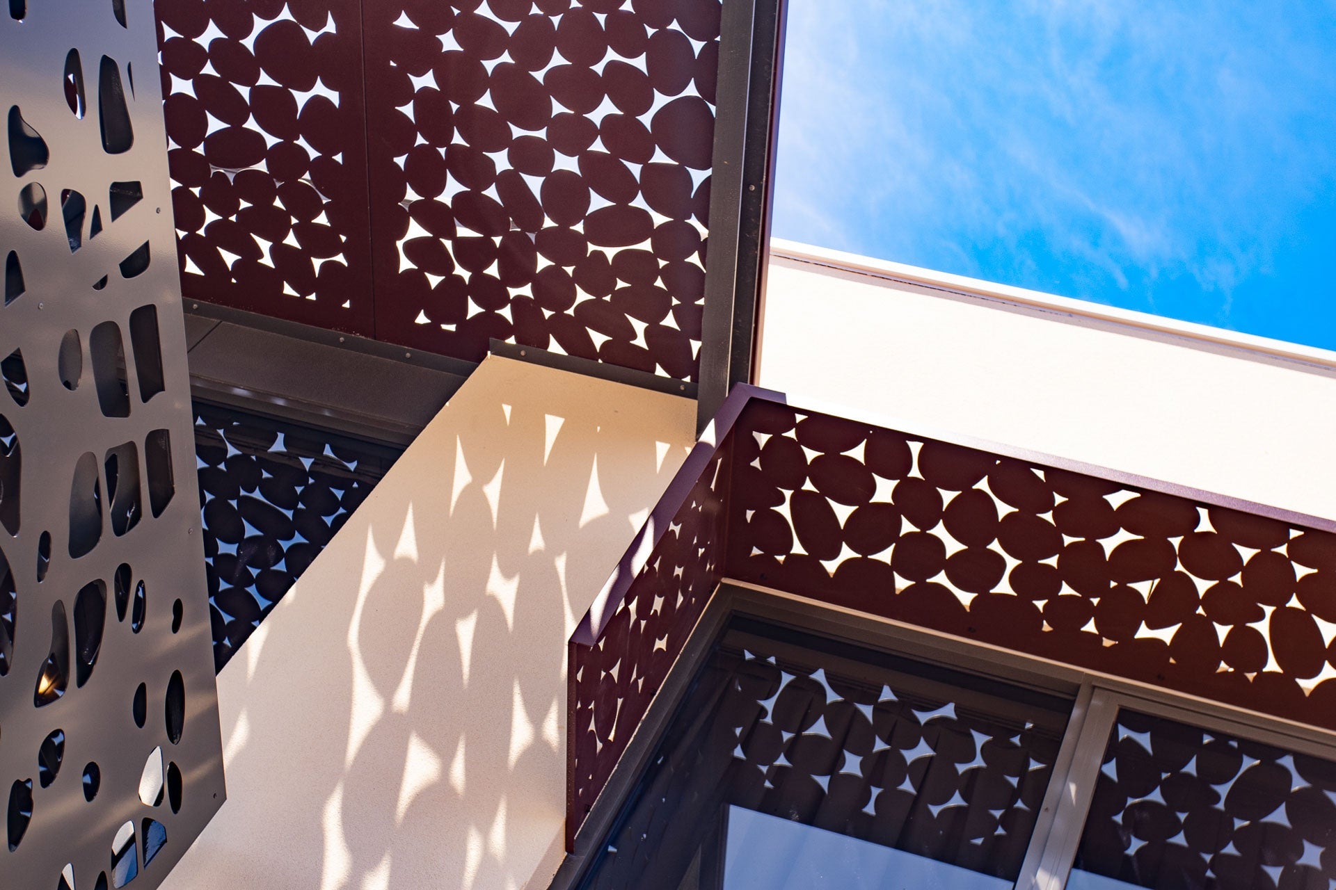 Where Metal Screens Meet Architecture: Balustrades, Sunshades & Windows
