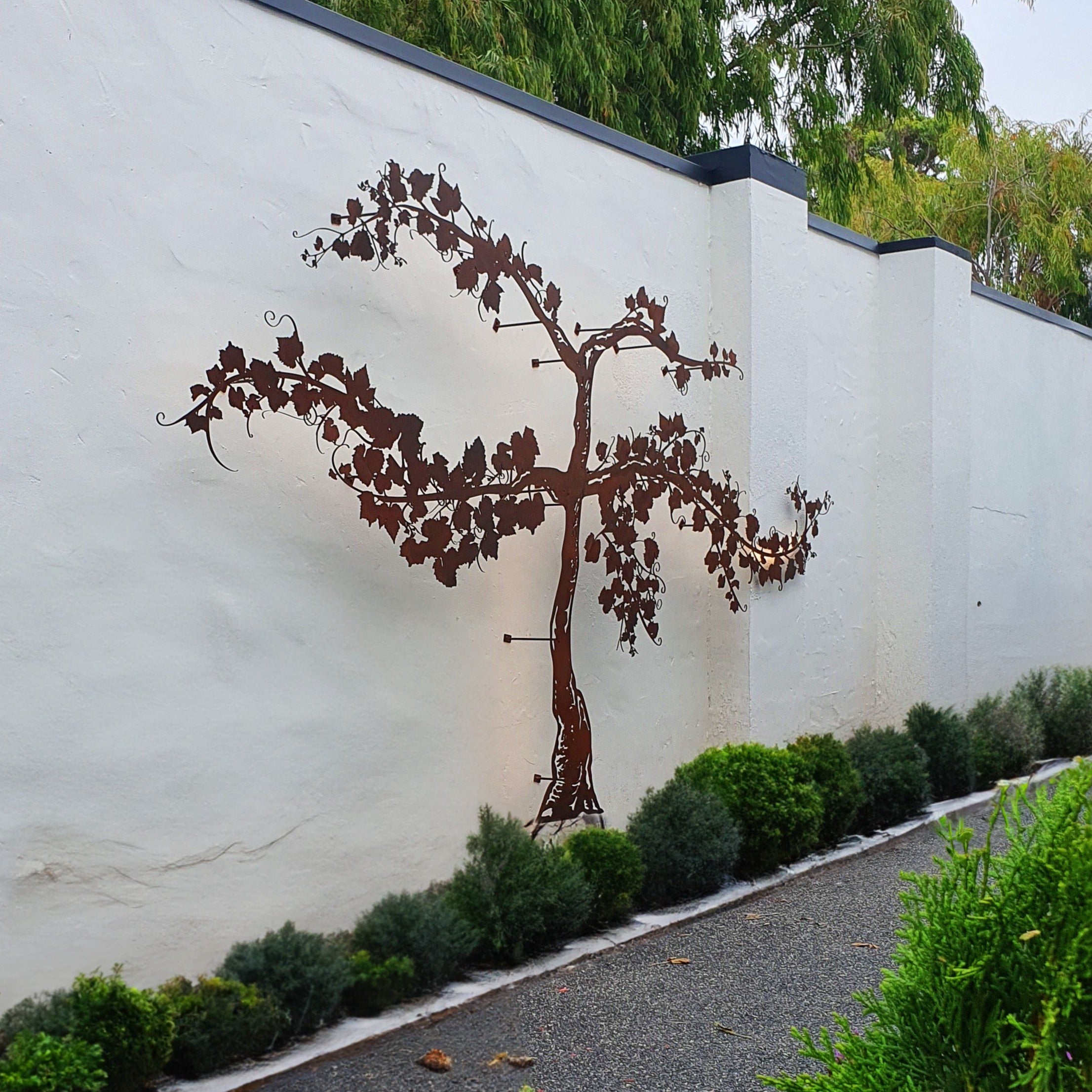 Grape Vine Branch Deco - Outdoor Metal Wall Art