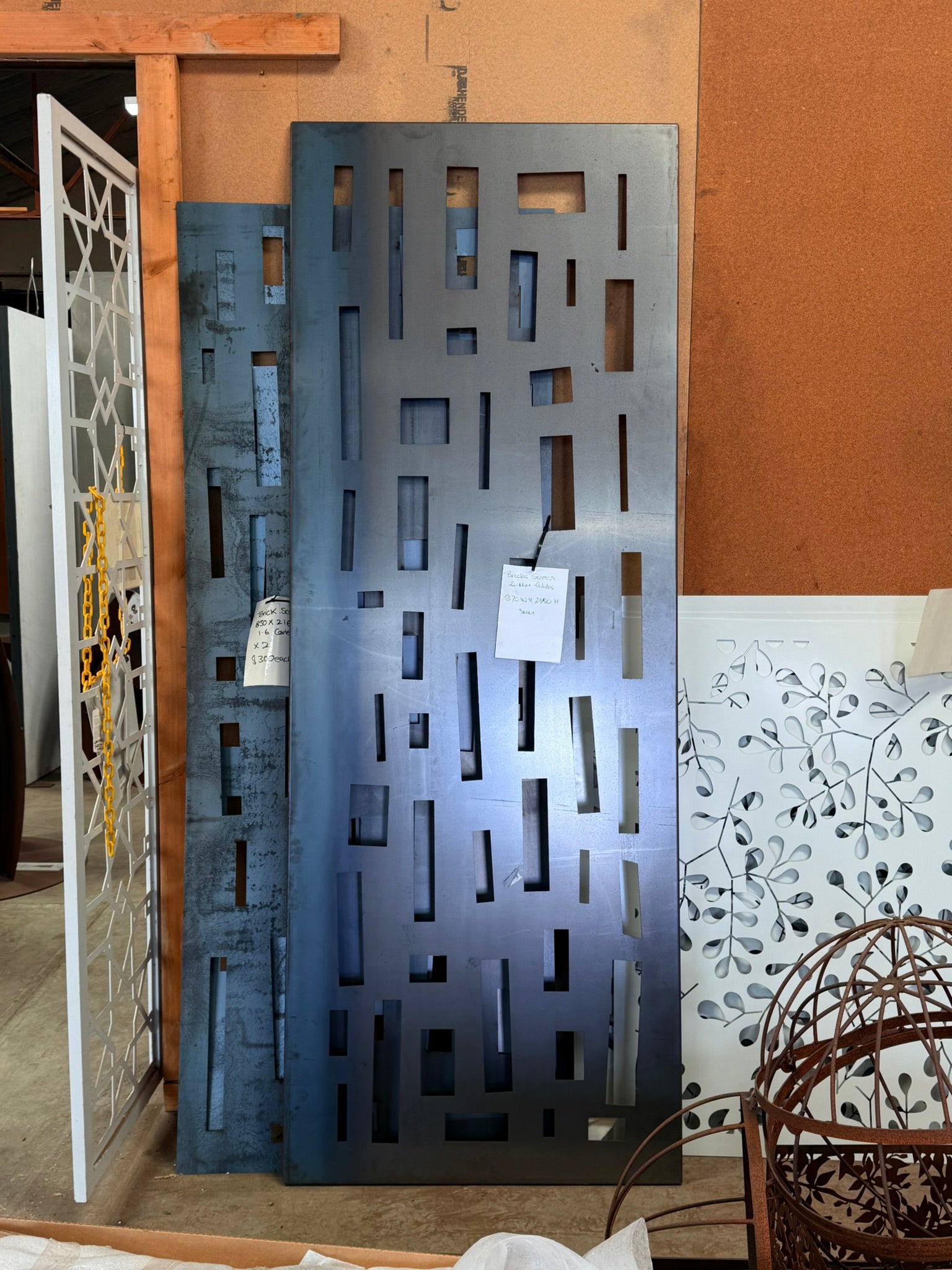 EX-DISPLAY - Brick Screen Raw