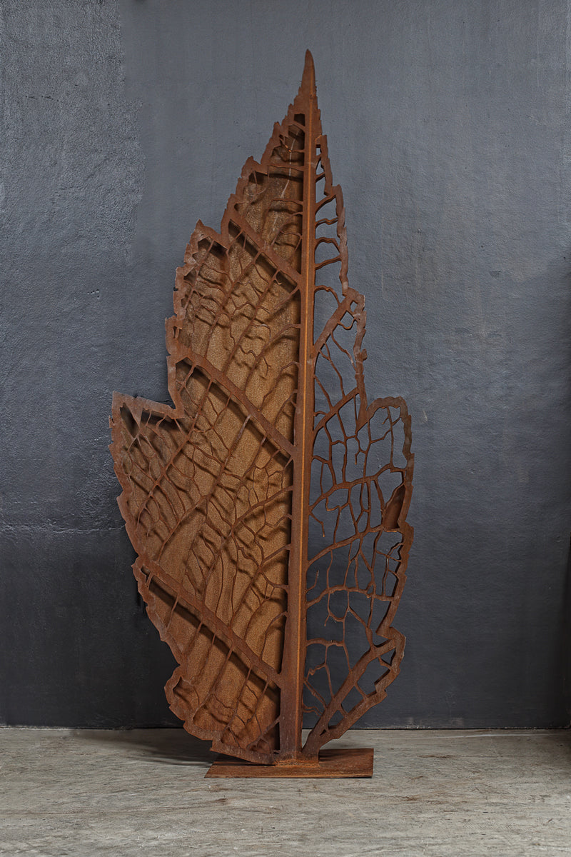 Double Leaves Fold Sculpture